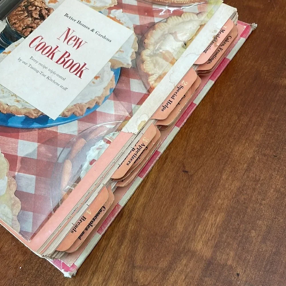 Vintage Better Homes & Gardens Cookbook - First Edition, 1953, 7th Printing